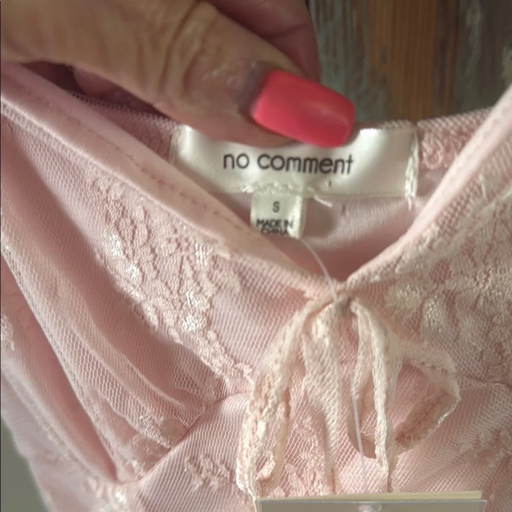 NWT/SOLDD - Picture 3 of 8